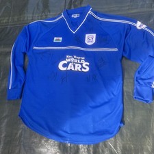 Xara Cardiff City Jeanne 34
