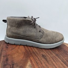 Ugg Canoe Chukka Boots Youth