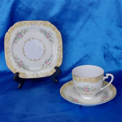 Noritake china vintage pretty - ,