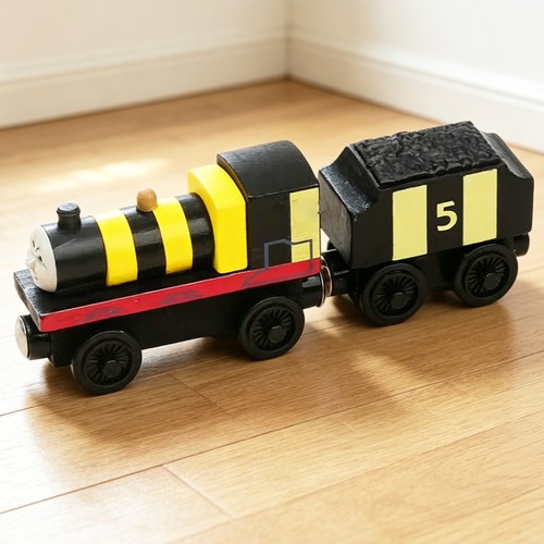 2pcs thomas tank - 2pcs, trains