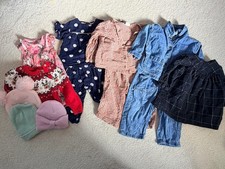 6 Pieces, 5 Outfits - 9-12