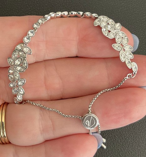 Genuine swan signed swarovski - genuine,