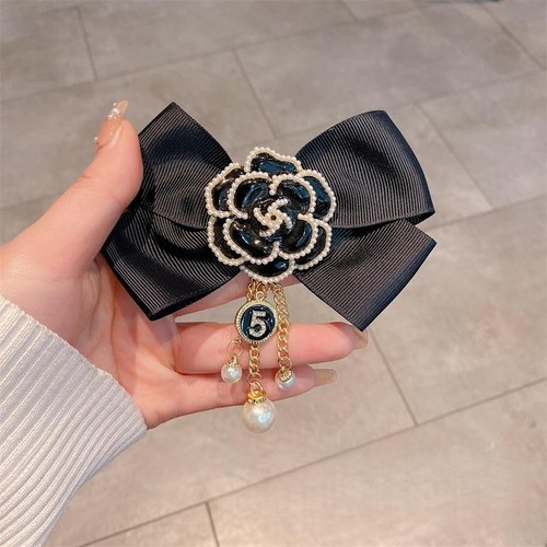 Vintage black white camellia - white,