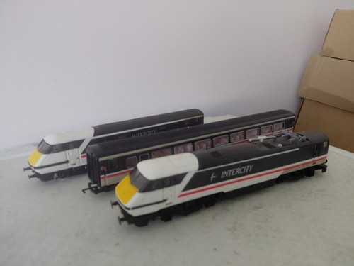 Hornby 225 class plus dvt - 225, 91