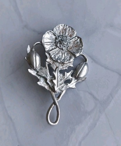 Vintage silver scenes - silver,