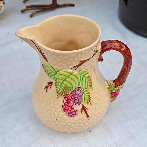 Wade bramble ceramic jug 8l - bramble,