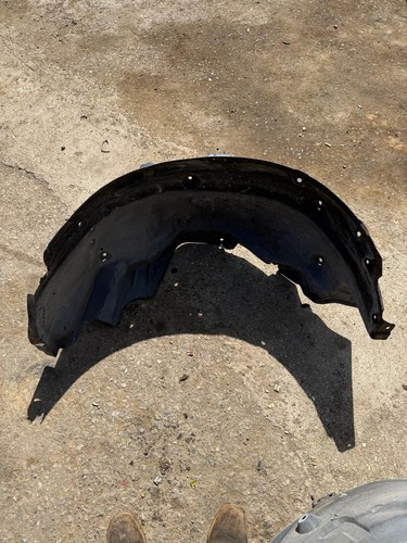 Discovery wheel arch liner - 3,