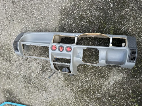 Vauxhall nova sri - vauxhall,