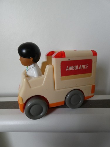 Elc happyland ambulance - elc,