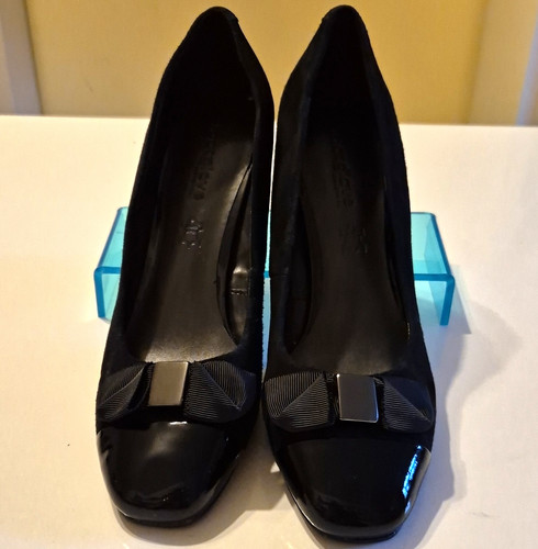 Marks and spencer footglove - and,
