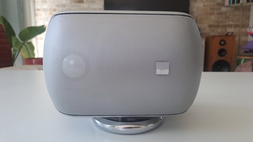 Bowers wilkins m1 - &,