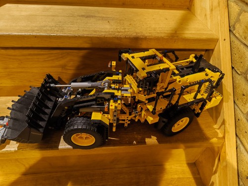 Lego technic 42030 volvo l350f - technic,
