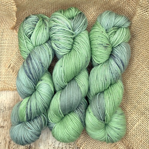 Hand dyed 4ply - hand, merino