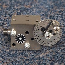 Cowells Dividing Head - M14 x 1.0mm Thread - Includes 1 Division Plate