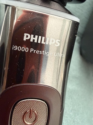 Phillips 9000 shaver plus uv - 9000,