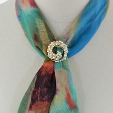 Ladies Charm Pearl Cloth Clasp