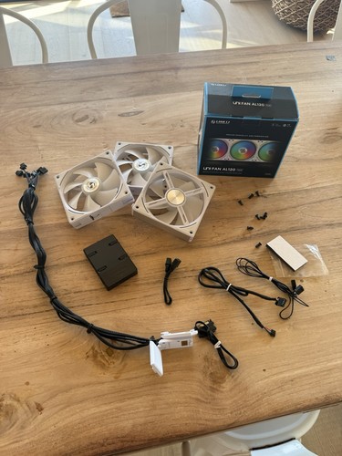 Lian uni fan - fan, case