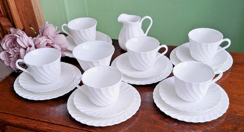 Wedgwood white bone china - white,