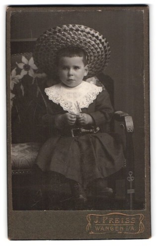 Photograph preiss cheeks - preiss,,