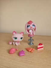 Littlest pet shops - shops, crouching