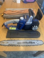 Hyundai HYC2400E Corded Chainsaw 16" 2400W 230V