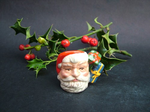 Royal doulton 1990 tiny - royal,