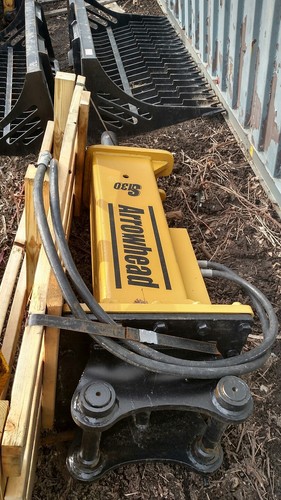 Arrowhead s130 excavator - arrowhead,