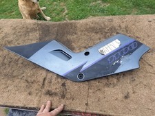 SUZUKI GSX1100R GSXR 1100 LEFT SIDE PANEL FAIRING COVER COWL 47211-48B20