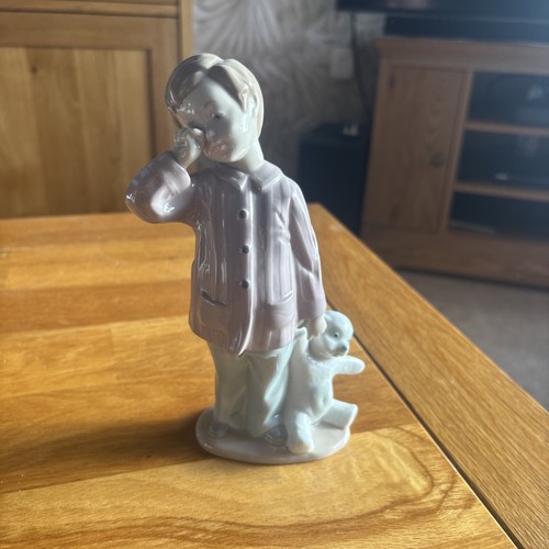 Nao figurine sleepy head boy - head,