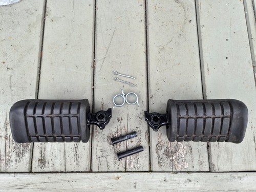Honda gl1200 foot pegs - gl1200,