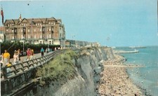 Kent. Cliftonville,Promenade &