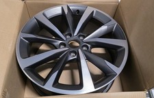 GENUINE USED SEAT LEON 18"