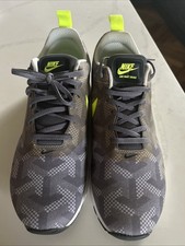 Nike Air Max Tavas SE Gray