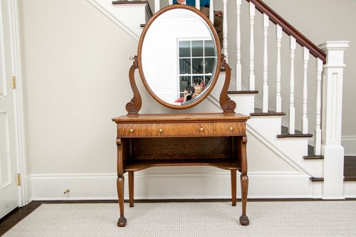 Antique oak dressing - antique,