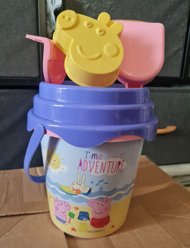 Peppa pig plastic sand toy - peppa,