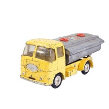 Vintage Corgi Toys 460 ERF 64G