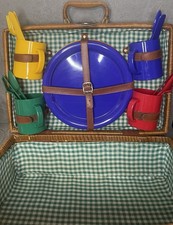 Vintage Woven Wicker Picnic