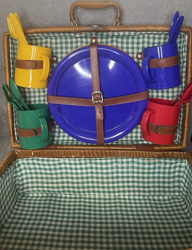 Vintage woven wicker picnic - vintage,