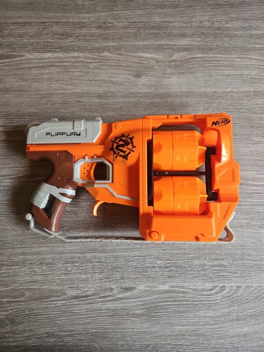 Nerf flipfury zombie - zombie, strike