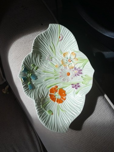 Beswick green dish with - green,