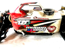 mugen 1/8 mbx 8r nitro truggy