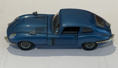 Corgi toys 335 jaguar - 335,