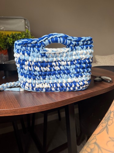 Hand bag for women - hand,