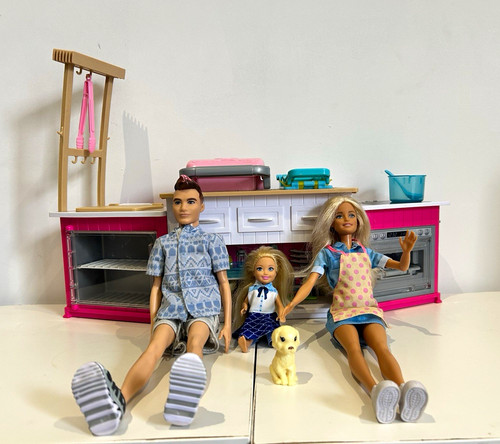 Barbie ultimate kitchen - ultimate,