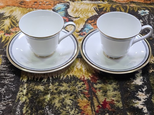 Royal doulton fine - 2x,