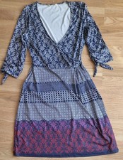 Women's Floral Rapover Uttam