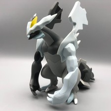 Nintendo Pokemon Black Kyurem Articulated Figure 17cm Tomy Toy 6.5'' Tall Approx