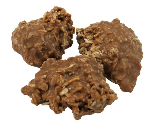 Milk choc and coconut macaroon - milk,