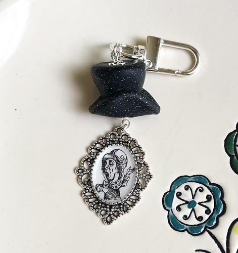 Mad hatter key - key, chain
