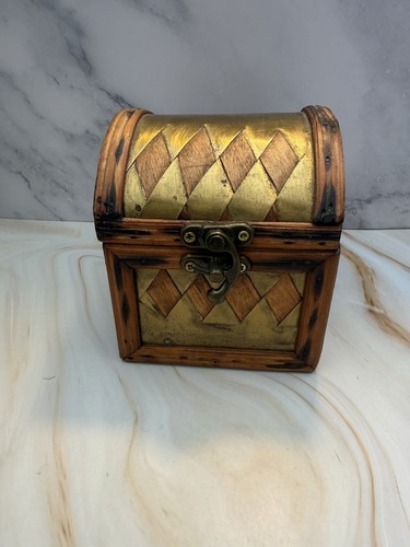 Decorative wooden brass - &,